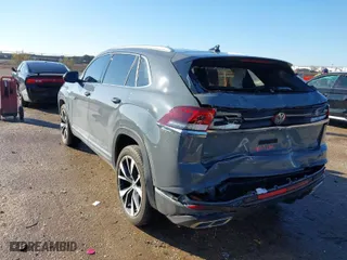 2024 Volkswagen Atlas Cross Sport 2.0T SEL Premium R-Line with VIN 1V2FE2CA9RC223529, listed as a IAAI auction lot 41188547 with 24,711 mi miles. Bid and sale history available at carsss.com. Image 3.