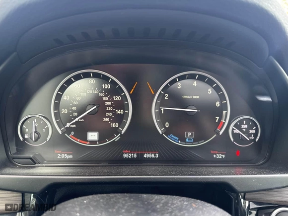2017 BMW X5 xDrive40e iPerformance with VIN 5UXKT0C37H0V96031, listed as a IAAI auction lot 41643611 with 95,215 mi miles. Bid and sale history available at carsss.com. Image 7.