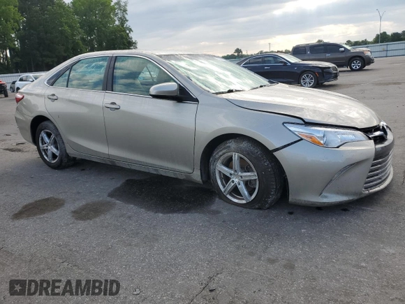 2017 Toyota Camry XLE z VIN 4T1BF1FK4HU426215, wystawiony jako Copart lot #55442755 z przebiegiem 100 850 mil mil oraz Szkoda całkowita • Salvage title. Historia ofert i sprzedaży dostępna na DreamBid. Obrazek 4.