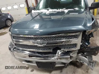 2013 Chevrolet Silverado 1500 LT with VIN 1GCRKSE70DZ137623, listed as a IAAI auction lot 41176402 with 134,194 mi miles and . Bid and sale history available at DreamBid. Image 12.