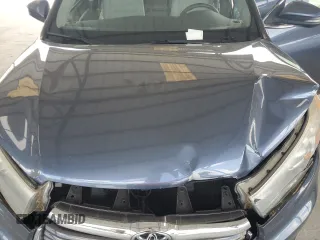 2016 Toyota Highlander LE z VIN 5TDBKRFH3GS331182, wystawiony jako Copart lot #55028355 z przebiegiem 118 462 mil mil oraz Szkoda całkowita • Salvage title. Historia ofert i sprzedaży dostępna na DreamBid. Obrazek 11.