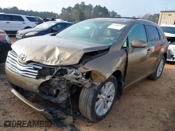 2010 Toyota Venza with VIN 4T3ZA3BB1AU022011, listed as a IAAI auction lot 41459465 with 111,258 mi miles. Bid and sale history available at carsss.com. Image 2.