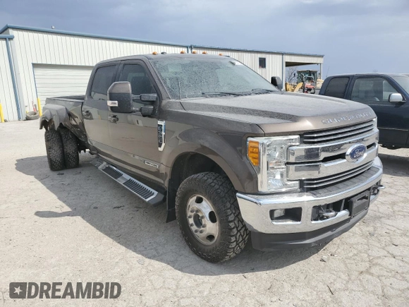 2017 Ford F-350 Lariat with VIN 1FT8W3DT7HED26111, listed as a Copart auction lot 48925405 with 147,787 mi miles and Salvage title. Bid and sale history available at DreamBid. Image 4.