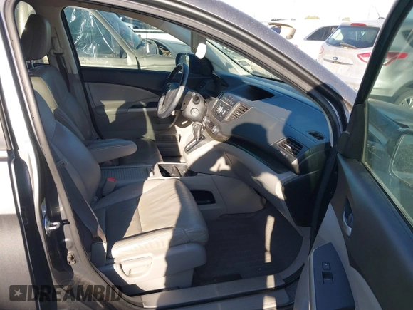 2014 Honda CR-V EX-L with VIN 2HKRM3H75EH533468, listed as a IAAI auction lot 41693921 with 140,626 mi miles and . Bid and sale history available at carsss.com. Image 5.