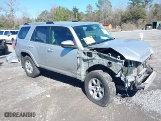 2020 Toyota 4Runner SR5 with VIN JTEBU5JR5L5762122, listed as a IAAI auction lot 41641641 with 85,653 mi miles. Bid and sale history available at carsss.com. Image 1.