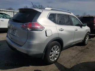 2016 Nissan Rogue SV with VIN 5N1AT2MT4GC774381, listed as a Copart auction lot 49072605 with 119,261 mi miles and Salvage Title. Bid and sale history available at carsss.com. Image 3.