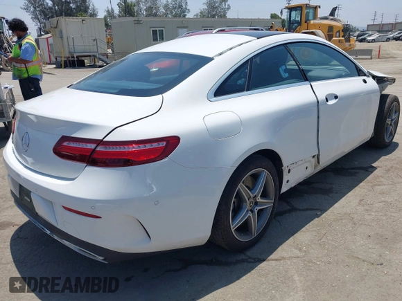 2019 Mercedes-Benz E 450 with VIN WDD1J6HBXKF063560, listed as a IAAI auction lot 42592354 with 47,893 mi miles and . Bid and sale history available at DreamBid. Image 4.