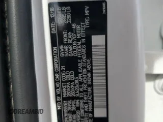 2017 Volvo XC90 Momentum с VIN YV4A22PK1H1155161, выставлен на аукционе Copart как лот 55833835 с пробегом 42 596 миль миль и Списание • Salvage title. История ставок и продаж доступна на DreamBid. Изображение 13.