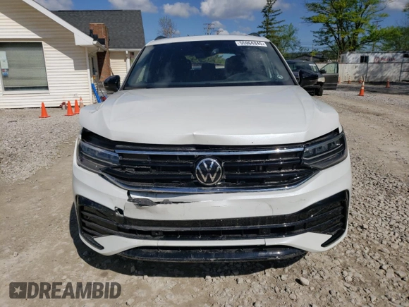 2024 Volkswagen Tiguan SE R-Line Black with VIN 3VV8B7AX3RM079189, listed as a Copart auction lot 55964945 with 12,138 mi miles and Salvage title. Bid and sale history available at DreamBid. Image 5.