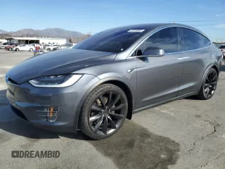 2019 Tesla Model X 75D with VIN 5YJXCAE22KF149634, listed as a Copart auction lot 87510065 with 45,744 mi miles and Salvage Title. Bid and sale history available at carsss.com. Image 1.