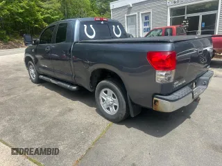 2009 Toyota Tundra z VIN 5TFBT54179X015051, wystawiony jako Copart lot #59124915 z przebiegiem 137 889 mil mil oraz Tytuł czysty. Historia ofert i sprzedaży dostępna na DreamBid. Obrazek 3.