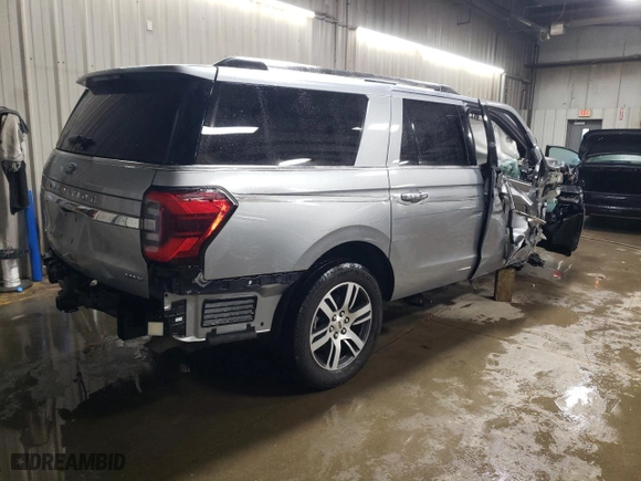 2023 Ford Expedition Max Limited with VIN 1FMJK1K88PEA11361, listed as a Copart auction lot 41407655 with NaN miles and Salvage Title. Bid and sale history available at carsss.com. Image 3.