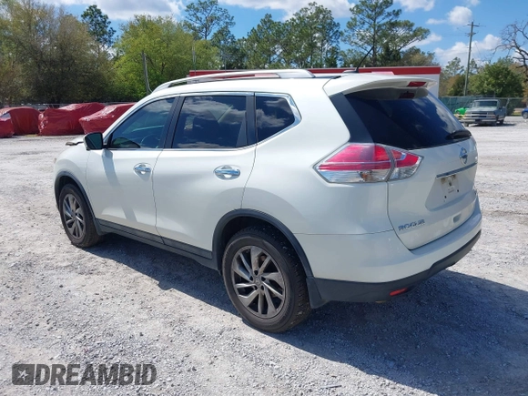 2015 Nissan Rogue SL with VIN 5N1AT2MV8FC820472, listed as a IAAI auction lot 41880134 with 191,035 mi miles. Bid and sale history available at carsss.com. Image 3.