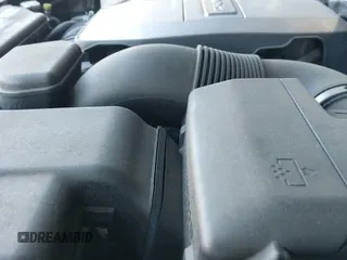 2017 Hyundai Sonata SE с VIN KMHE24L10HA048563, выставлен на аукционе IAAI как лот 43108720 с пробегом 105 960 миль миль и . История ставок и продаж доступна на DreamBid. Изображение 20.