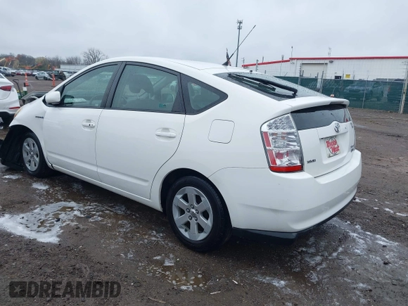 2007 Toyota Prius with VIN JTDKB20U373294200, listed as a IAAI auction lot 41990060 with 117,924 mi miles. Bid and sale history available at carsss.com. Image 3.