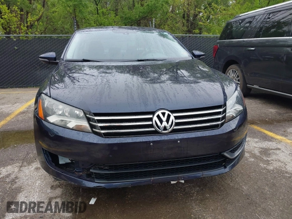 2012 Volkswagen Passat S with VIN 1VWAP7A33CC016887, listed as a IAAI auction lot 42096022 with 86,678 mi miles and . Bid and sale history available at DreamBid. Image 12.