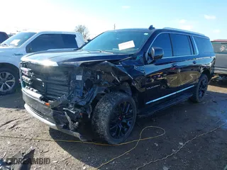 2022 GMC Yukon XL SLT with VIN 1GKS2GKDXNR134694, listed as a IAAI auction lot 41475723 with 52,579 mi miles. Bid and sale history available at carsss.com. Image 2.