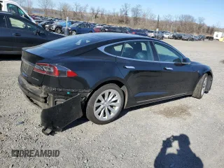 2019 Tesla Model S 75D with VIN 5YJSA1E21KF311317, listed as a Copart auction lot 53268765 with 81,898 mi miles and Salvage title. Bid and sale history available at DreamBid. Image 3.