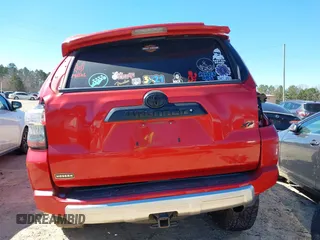 2018 Toyota 4Runner SR5 with VIN JTEBU5JR5J5528978, listed as a IAAI auction lot 41643537 with 119,314 mi miles and . Bid and sale history available at DreamBid. Image 17.