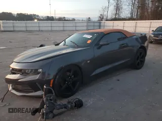 2017 Chevrolet Camaro 2LT z VIN 1G1FD3DS7H0186183, wystawiony jako Copart lot #84619414 z przebiegiem 134 872 mil mil oraz Szkoda całkowita • Salvage title. Historia ofert i sprzedaży dostępna na DreamBid. Obrazek 1.