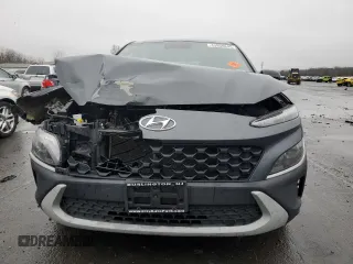 2022 Hyundai Kona SE with VIN KM8K2CAB4NU762134, listed as a Copart auction lot 43938845 with 45,684 mi miles and Salvage Title. Bid and sale history available at carsss.com. Image 5.