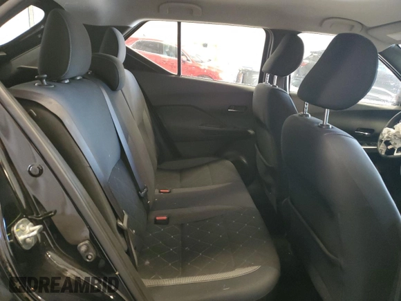 2019 Nissan Kicks S with VIN 3N1CP5CU0KL521278, listed as a Copart auction lot 51672375 with 81,272 mi miles and Non Repairable. Bid and sale history available at carsss.com. Image 10.