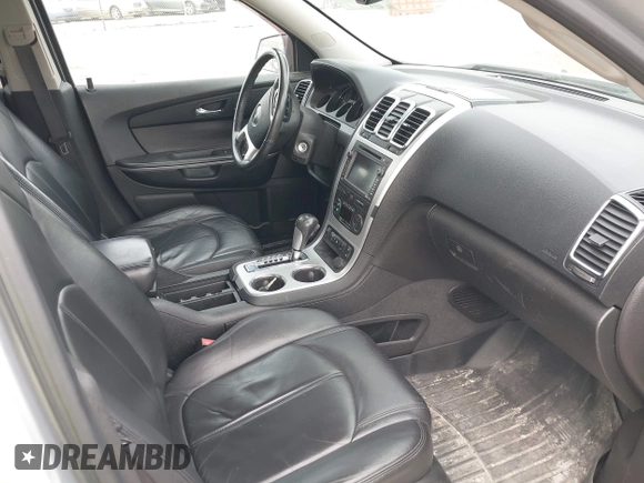 2010 GMC Acadia SLT1 with VIN 1GKLVMED2AJ134252, listed as a IAAI auction lot 42067491 with 174,278 mi miles. Bid and sale history available at carsss.com. Image 5.
