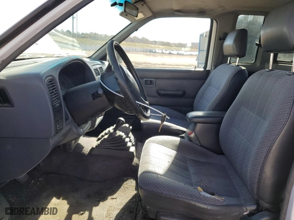 1997 Nissan Trucks 4WD XE with VIN 1N6SD16Y2VC300027, listed as a Copart auction lot 52236665 with 175,501 mi miles and Clean Title. Bid and sale history available at carsss.com. Image 7.