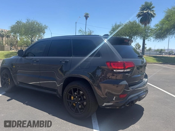 2018 Jeep Grand Cherokee with VIN AZ398589, listed as a Copart auction lot 62577485 with 46,050 mi miles and Clean title. Bid and sale history available at DreamBid. Image 3.