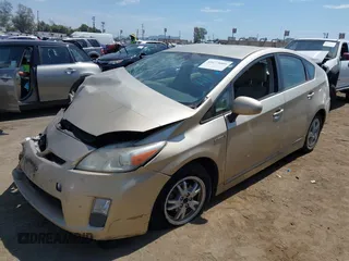 2011 Toyota Prius I with VIN JTDKN3DU3B1377265, listed as a IAAI auction lot 40279005 with 117,072 mi miles. Bid and sale history available at carsss.com. Image 2.