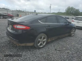 2015 Ford Fusion SE z VIN 3FA6P0H76FR250512, wystawiony jako Copart lot #61431825 z przebiegiem 146 837 mil mil oraz Czysty tytuł • Clean title. Historia ofert i sprzedaży dostępna na DreamBid. Obrazek 3.