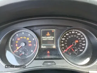 2018 Volkswagen Atlas SE z VIN 1V2PR2CA3JC518512, wystawiony jako Copart lot #42574775 z przebiegiem 85 239 mil mil oraz Szkoda całkowita • Salvage title. Historia ofert i sprzedaży dostępna na DreamBid. Obrazek 9.