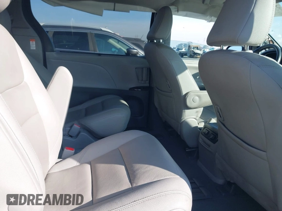 2020 Toyota Sienna XLE Auto Access Seat with VIN 5TDYZ3DC6LS058114, listed as a IAAI auction lot 41487213 with 67,466 mi miles and . Bid and sale history available at DreamBid. Image 8.