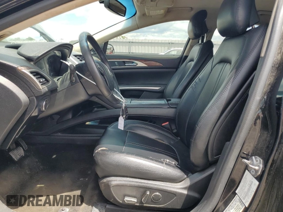 2016 Lincoln MKZ Hybrid z VIN 3LN6L2LU2GR627168, wystawiony jako Copart lot #57959145 z przebiegiem 263 253 mil mil oraz Szkoda całkowita • Salvage title. Historia ofert i sprzedaży dostępna na DreamBid. Obrazek 7.