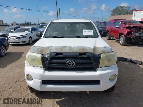 2005 Toyota Tacoma PreRunner with VIN 3TMKU72N65M001821, listed as a IAAI auction lot 41579911 with 301,297 mi miles. Bid and sale history available at carsss.com. Image 11.