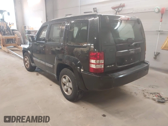 2012 Jeep Liberty Sport z VIN 1C4PJMAK0CW117405, wystawiony jako IAAI lot #42514487 z przebiegiem 111 757 mil mil oraz . Historia ofert i sprzedaży dostępna na DreamBid. Obrazek 3.