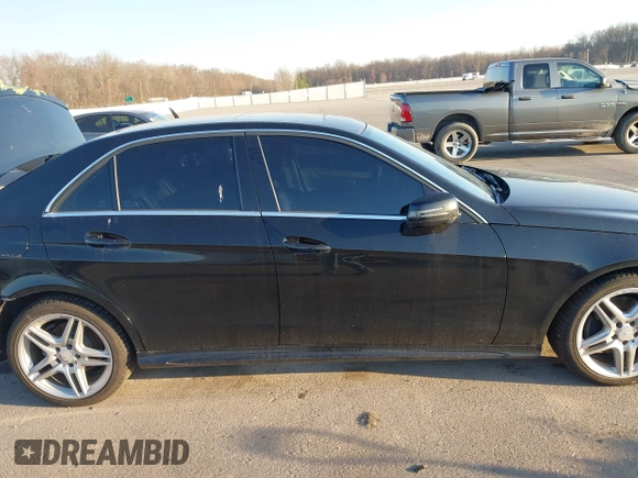 2014 Mercedes-Benz E 350 Luxury with VIN WDDHF8JB8EA858520, listed as a IAAI auction lot 41770199 with 120,093 mi miles and . Bid and sale history available at DreamBid. Image 13.