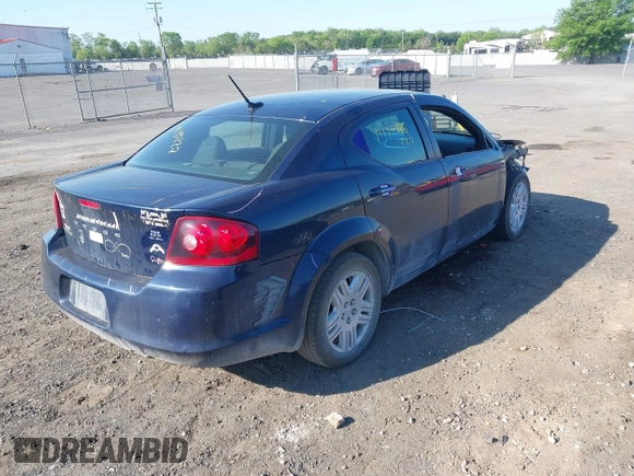 2014 Dodge Avenger SE z VIN 1C3CDZAB9EN144246, wystawiony jako IAAI lot #42145227 z przebiegiem 133 155 mil mil oraz . Historia ofert i sprzedaży dostępna na DreamBid. Obrazek 4.