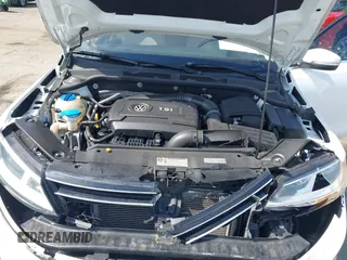 2015 Volkswagen Jetta SE z VIN 3VWD17AJXFM327152, wystawiony jako IAAI lot #42055458 z przebiegiem 69 412 mil mil oraz . Historia ofert i sprzedaży dostępna na DreamBid. Obrazek 10.