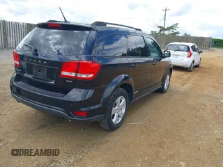 2012 Dodge Journey SXT z VIN 3C4PDDBG6CT325313, wystawiony jako IAAI lot #42330001 z przebiegiem 109 374 mil mil oraz . Historia ofert i sprzedaży dostępna na DreamBid. Obrazek 4.