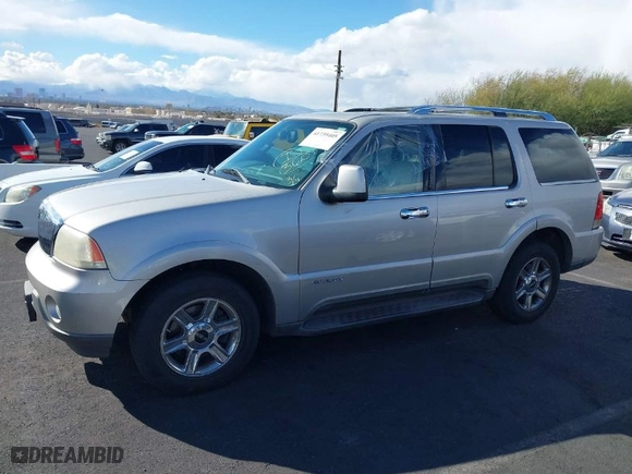 2005 Lincoln Aviator with VIN 5LMEU68HX5ZJ28331, listed as a IAAI auction lot 41739405 with NaN miles. Bid and sale history available at carsss.com. Image 12.