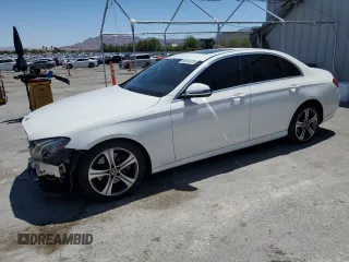 2019 Mercedes-Benz E 300 z VIN WDDZF4JBXKA529715, wystawiony jako Copart lot #56914325 z przebiegiem 71 343 mil mil oraz Szkoda całkowita • Salvage title. Historia ofert i sprzedaży dostępna na DreamBid. Obrazek 1.