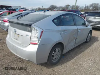 2010 Toyota Prius II with VIN JTDKN3DUXA1142117, listed as a IAAI auction lot 41349929 with 281,934 mi miles. Bid and sale history available at carsss.com. Image 4.