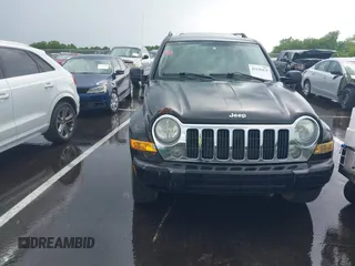 2006 Jeep Liberty Limited с VIN 1J4GK58KX6W140732, выставлен на аукционе IAAI как лот 42239431 с пробегом 180 552 миль миль и . История ставок и продаж доступна на DreamBid. Изображение 6.