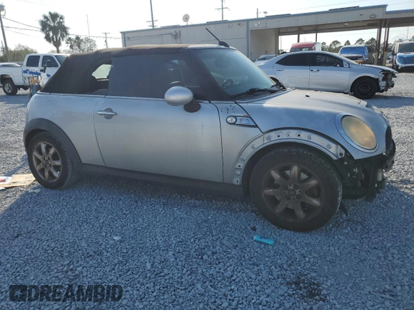 2010 MINI Convertible S z VIN WMWMS3C58ATY08775, wystawiony jako Copart lot #44112775 z przebiegiem 105 293 mil mil oraz Czysty tytuł • Clean title. Historia ofert i sprzedaży dostępna na DreamBid. Obrazek 4.