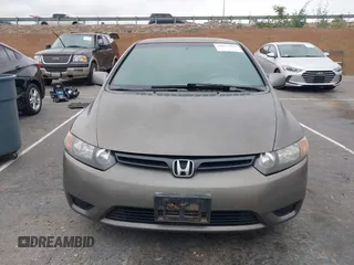 2006 Honda Civic Cpe LX with VIN 2HGFG126X6H543617, listed as a IAAI auction lot 42067509 with 273,341 mi miles. Bid and sale history available at carsss.com. Image 12.