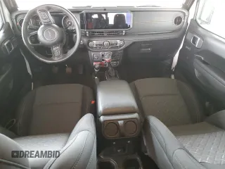 2024 Jeep Gladiator Mojave X с VIN 1C6JJTEGXRL105429, выставлен на аукционе Copart как лот 49850525 с пробегом 4 692 миль миль и Списание • Salvage title. История ставок и продаж доступна на DreamBid. Изображение 8.