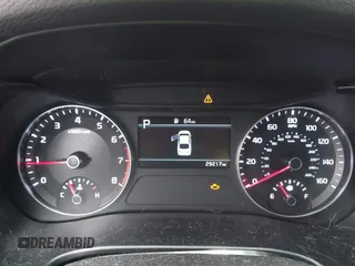 2022 Kia Forte LXS z VIN 3KPF24AD4NE445224, wystawiony jako IAAI lot #41853612 z przebiegiem 29 217 mil mil oraz . Historia ofert i sprzedaży dostępna na DreamBid. Obrazek 7.