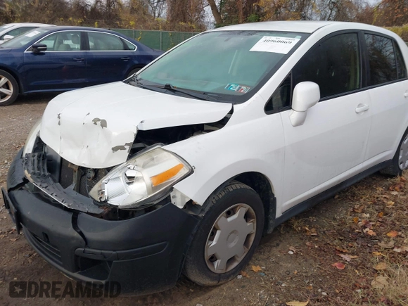 2009 Nissan Versa 1.8 S with VIN 3N1BC11E49L416720, listed as a IAAI auction lot 40960069 with 130,131 mi miles. Bid and sale history available at carsss.com. Image 17.
