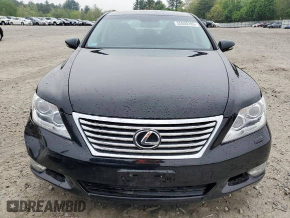 2012 Lexus LS 460 z VIN JTHCL5EF8C5014801, wystawiony jako Copart lot #55930285 z przebiegiem 107 487 mil mil oraz Czysty tytuł • Clean title. Historia ofert i sprzedaży dostępna na DreamBid. Obrazek 5.